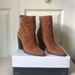 Dolce Vita Kelani Suede Boots Booties